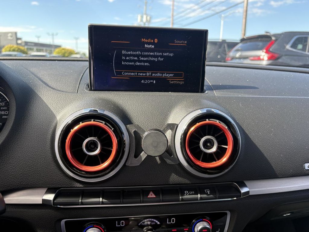 2015 Audi A3 2.0T Progressiv quattro I S LINE I LEATHER I SUNROOF I MAGS I BLUETOOTH in Montréal, Quebec - 6 - w1024h768px