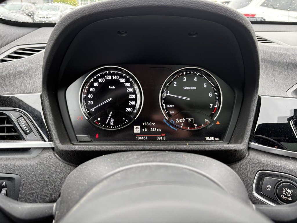 2018 BMW X1 Sports Activity Vehicle in Montréal, Quebec - 8 - w1024h768px