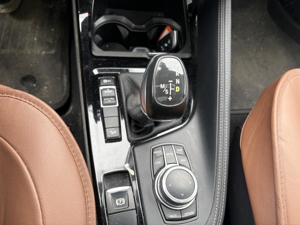 2018 BMW X1 Sports Activity Vehicle in Montréal, Quebec - 13 - w1024h768px