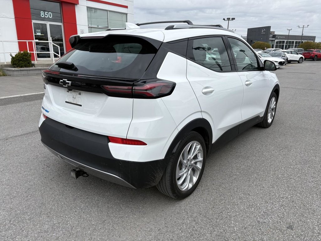 2023 Chevrolet Bolt EUV LT CARPLAY I HEATED SEATS & STEERING WHEEL I CAMERA I STARTER I MAGS I ACTIVE SECDURITY in Montréal, Quebec - 5 - w1024h768px