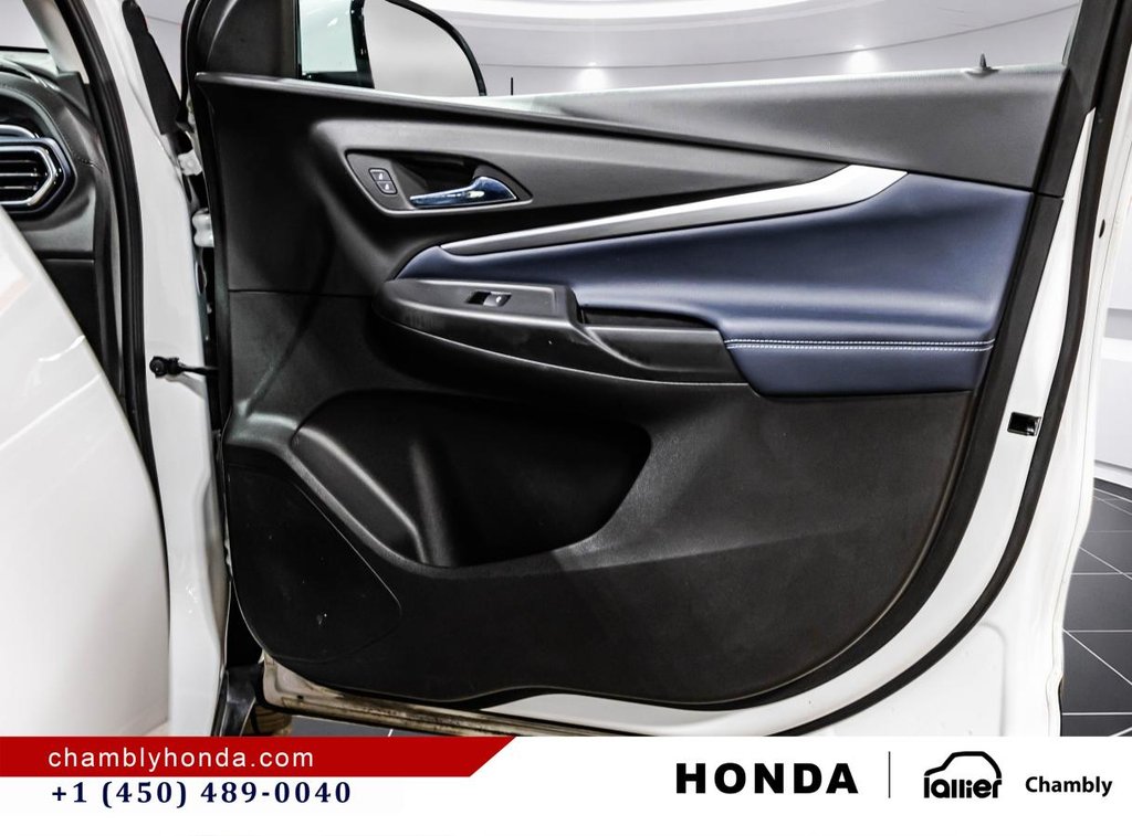 2023 Chevrolet Bolt EUV Premier LEATHER I HEATED  AND VENTILATED SEATS I CARPLAY MAGS I STARTER I HEATED STEERING WHEEL in Montréal, Quebec - 18 - w1024h768px