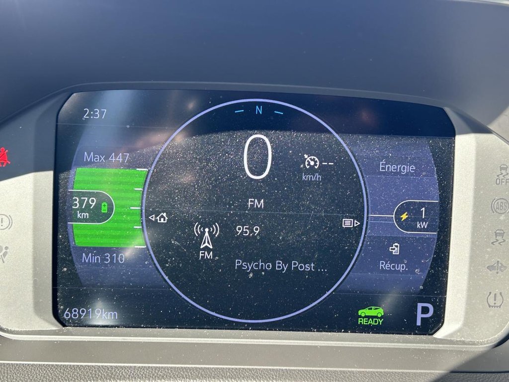 2023 Chevrolet Bolt EUV LT BRAND NEW WINTER TIRES I NEWS BRAKES I CARPLAY I MAGS I HEATED SEATS AND STEERING WHEEL I in Montréal, Quebec - 15 - w1024h768px