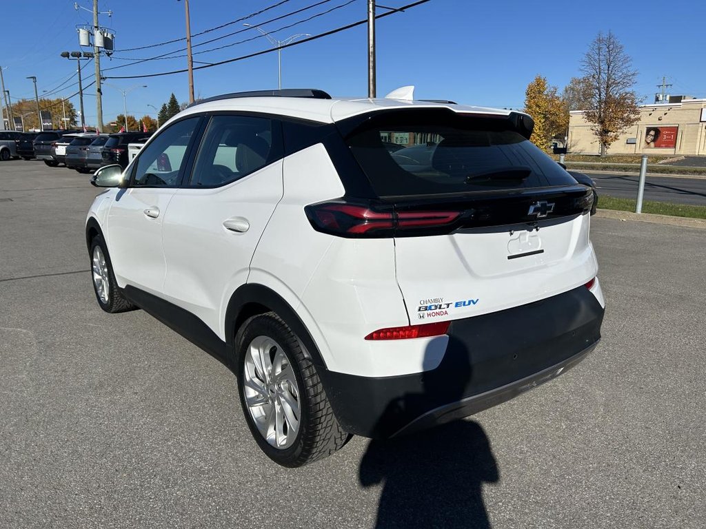 2023 Chevrolet Bolt EUV LT BRAND NEW WINTER TIRES I NEWS BRAKES I CARPLAY I MAGS I HEATED SEATS AND STEERING WHEEL I in Montréal, Quebec - 4 - w1024h768px
