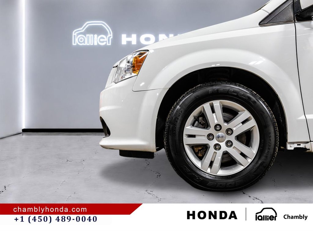 2019 Dodge Grand Caravan Crew Plus  7 SEATERS I 3 ZONES A/C I LEATHER I CAMERA I MAGS in Montréal, Quebec - 10 - w1024h768px