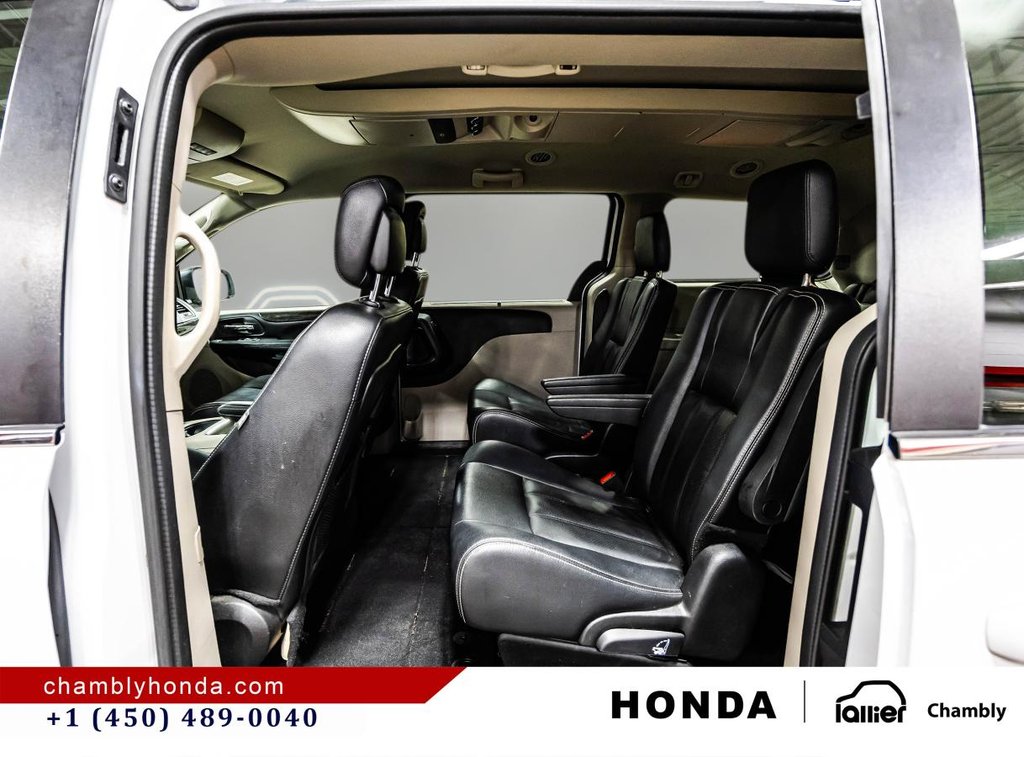 2019 Dodge Grand Caravan Crew Plus  7 SEATERS I 3 ZONES A/C I LEATHER I CAMERA I MAGS in Montréal, Quebec - 12 - w1024h768px