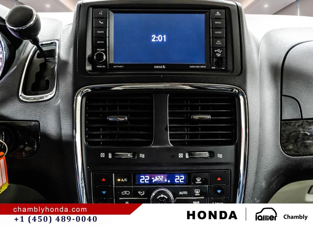 2019 Dodge Grand Caravan Crew Plus  7 SEATERS I 3 ZONES A/C I LEATHER I CAMERA I MAGS in Montréal, Quebec - 25 - w1024h768px