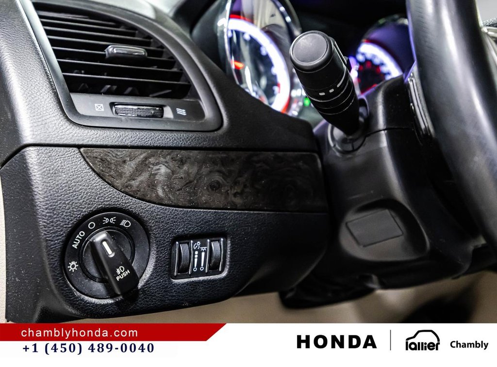 2019 Dodge Grand Caravan Crew Plus  7 SEATERS I 3 ZONES A/C I LEATHER I CAMERA I MAGS in Montréal, Quebec - 22 - w1024h768px