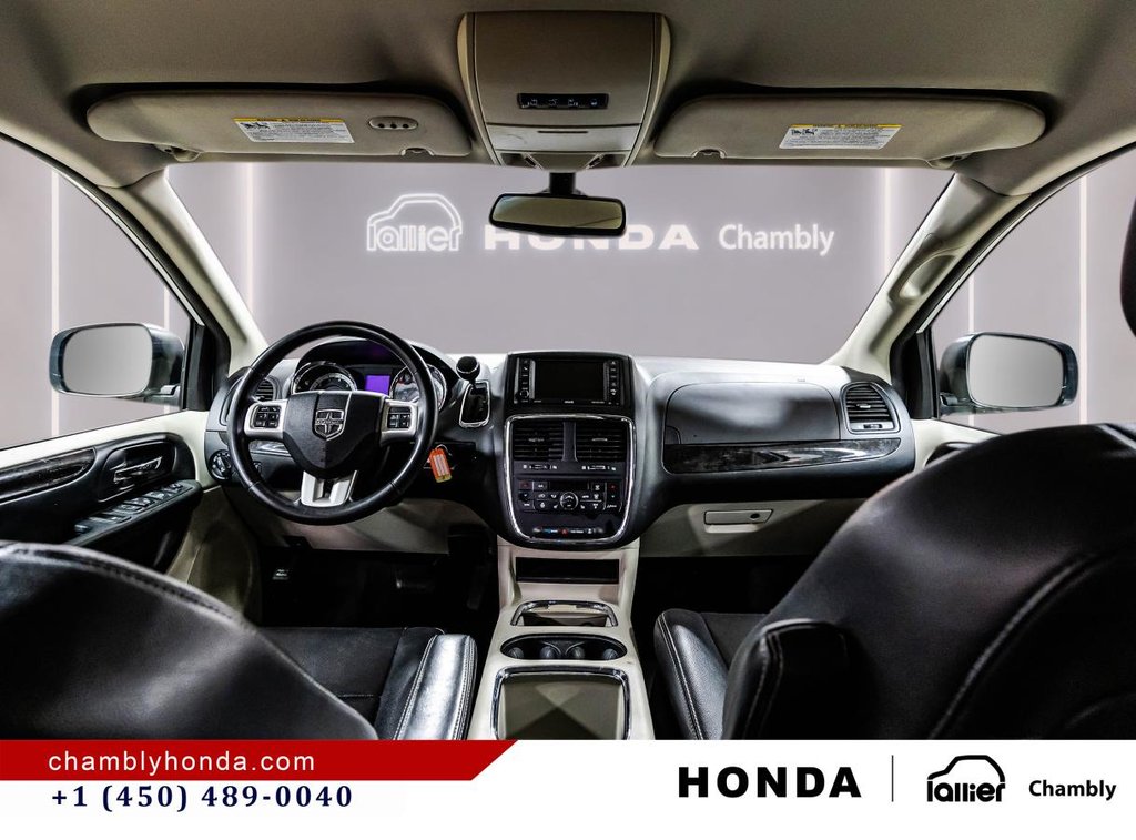 2019 Dodge Grand Caravan Crew Plus  7 SEATERS I 3 ZONES A/C I LEATHER I CAMERA I MAGS in Montréal, Quebec - 14 - w1024h768px
