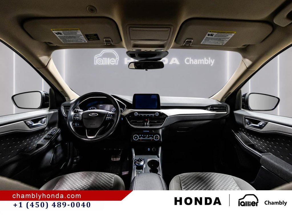 2020 Ford Escape SE AWD I MAGS I HEATED SEATS I CAMERA I BLUETOOTH I CARPLAY in Montréal, Quebec - 14 - w1024h768px
