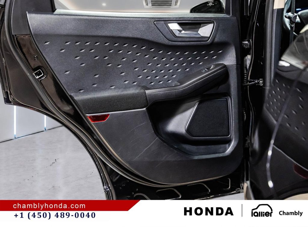 2020 Ford Escape SE AWD I MAGS I HEATED SEATS I CAMERA I BLUETOOTH I CARPLAY in Montréal, Quebec - 12 - w1024h768px