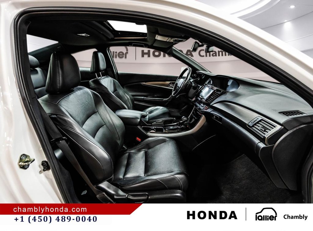 2017 Honda Accord Coupe Touring V6 Automatic Coupe I 104,000 KM I EXCEPTIONAL CAR I MINT CONDITION in Montréal, Quebec - 15 - w1024h768px