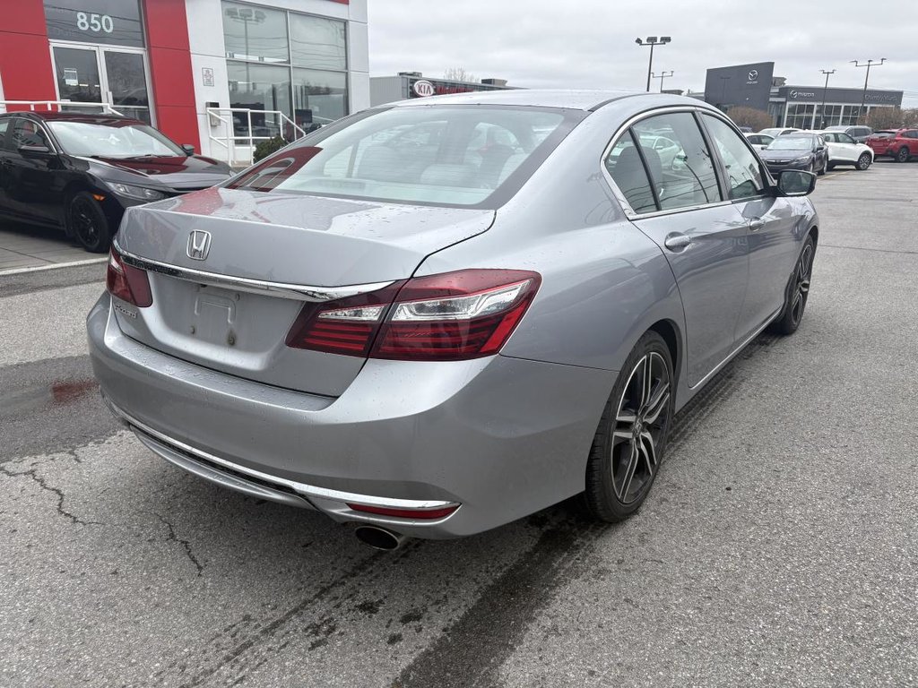 Honda Accord Sedan LX MANUAL TRANSMISSION!!!!! NO ACCIDENT!! BLUETOOTH I CAMERA  I HEATED SEATS 2017 à Montréal, Québec - 5 - w1024h768px