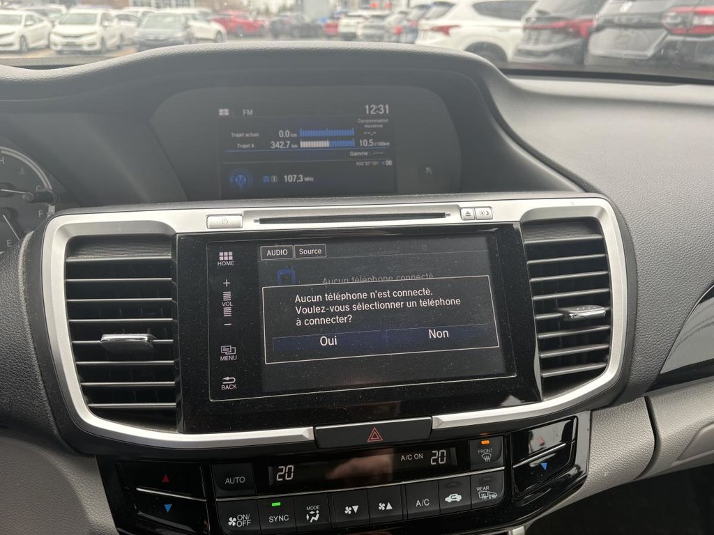 Honda Accord Sedan LX MANUAL TRANSMISSION!!!!! NO ACCIDENT!! BLUETOOTH I CAMERA  I HEATED SEATS 2017 à Montréal, Québec - 12 - w1024h768px