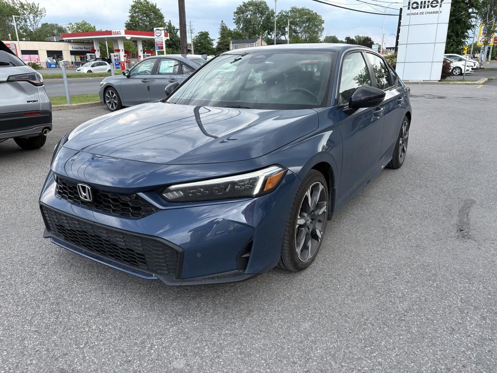 2025 Honda Civic Hybrid Sport Touring eCVT Sedan in Montréal, Quebec - 4 - w1024h768px