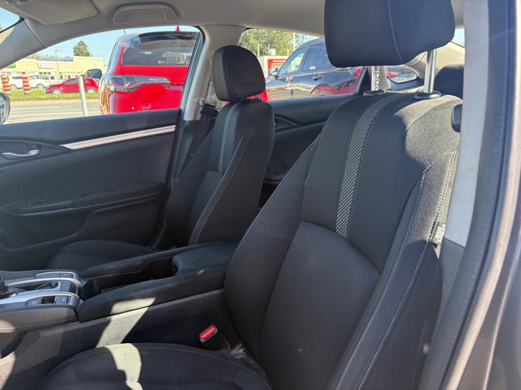 Honda Civic LX CARPLAY I HEATED SEATS  I BLUETOOTH I CAMERA 2016 à Montréal, Québec - 7 - w1024h768px