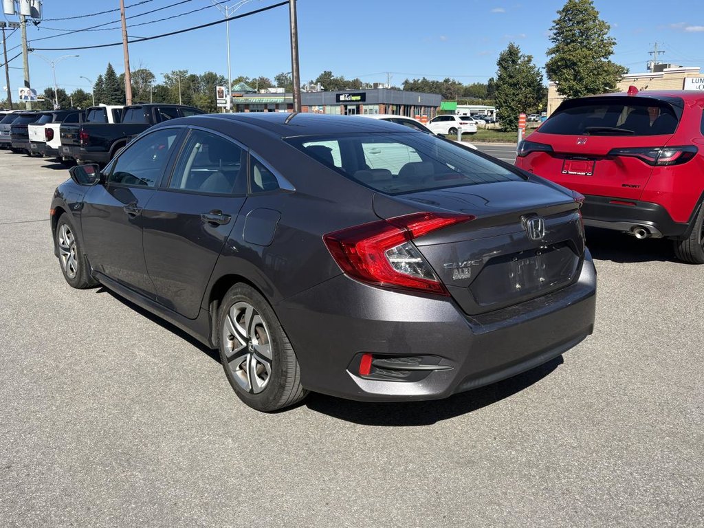 Honda Civic LX CARPLAY I HEATED SEATS  I BLUETOOTH I CAMERA 2016 à Montréal, Québec - 5 - w1024h768px