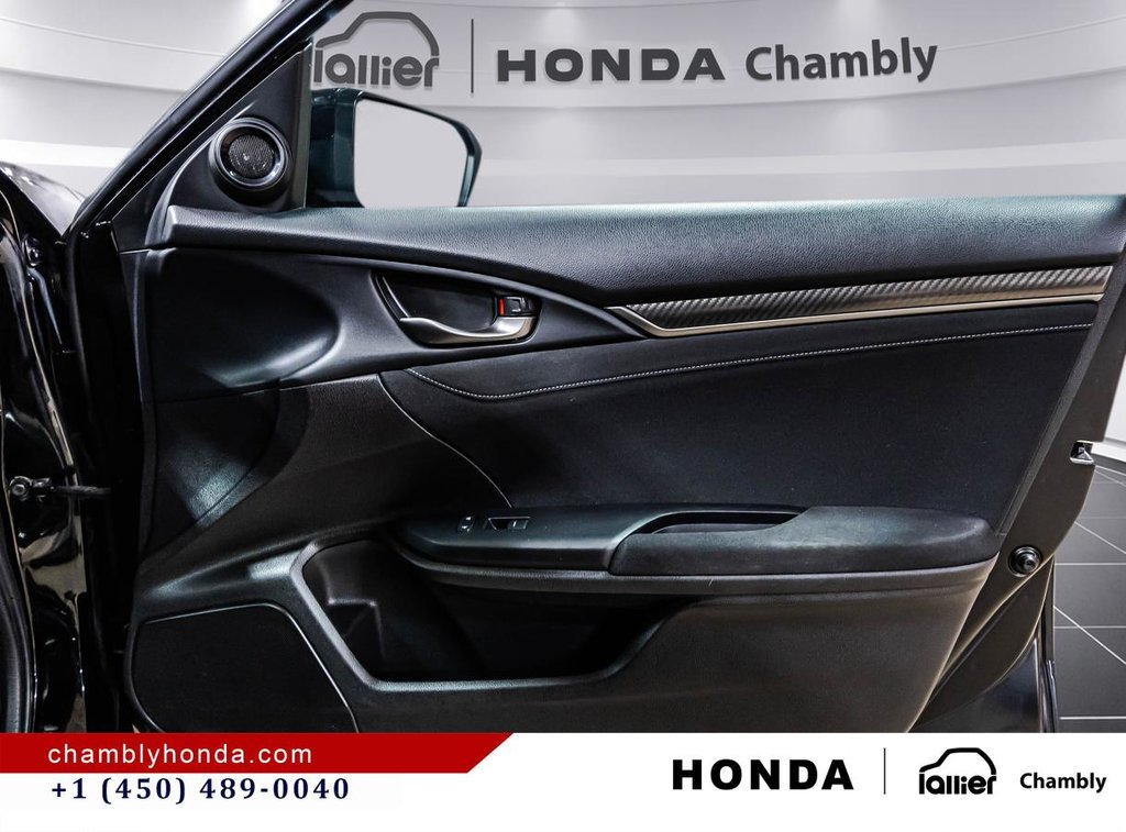 Honda Civic Sport Hatchback I MANUAL TRANSMISSION!!!!! SUNROOF I MAGS I CARPLAY I HEATED SEATS I CAMERA 2017 à Montréal, Québec - 15 - w1024h768px
