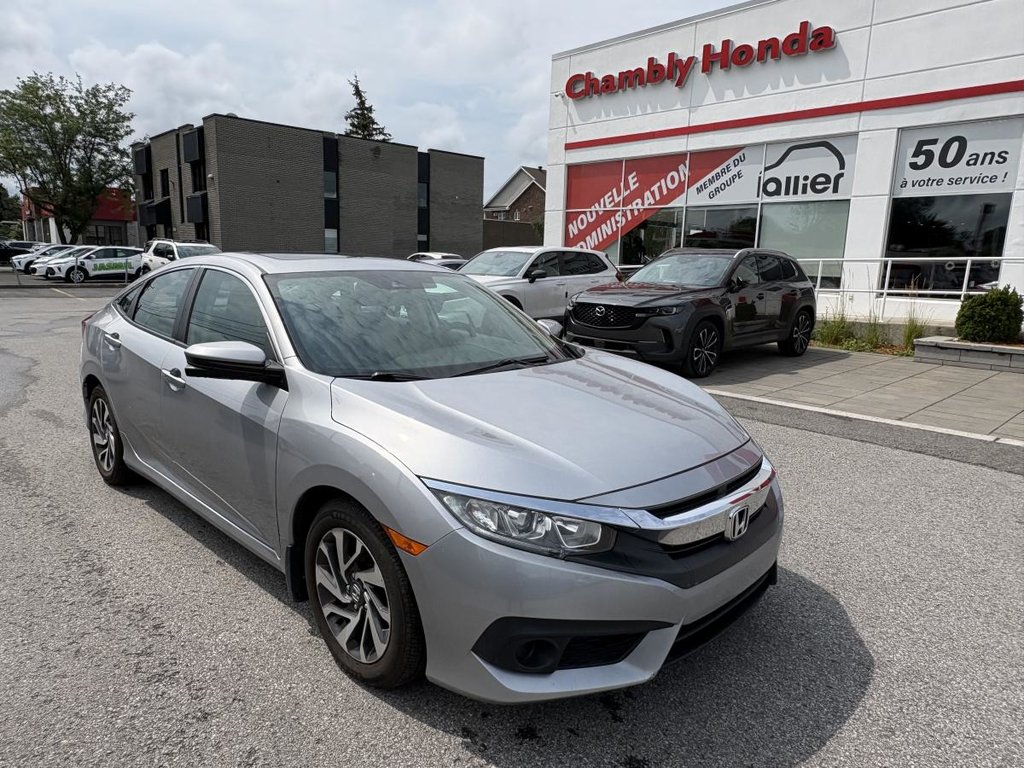 2017 Honda Civic EX 6,000 KM I SUNROOF I MAGS I STARTER I CARPLAY I HEATED SEATS I  ACTIVE SECURITY in Montréal, Quebec - 1 - w1024h768px