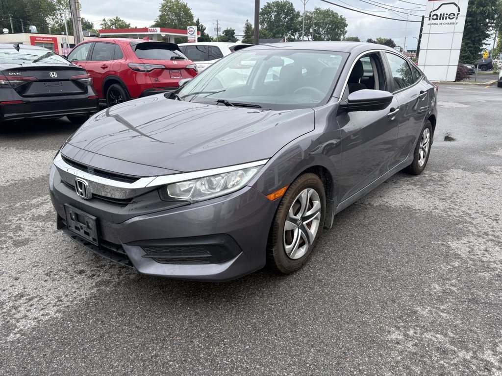 2017 Honda Civic LX CARPLAY I HEATED  SEATS I CAMERA I BLUETOOTH in Montréal, Quebec - 3 - w1024h768px