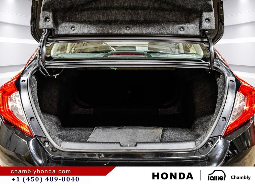 Honda Civic LX CVT Sedan 2018 à Montréal, Québec - 15 - w1024h768px