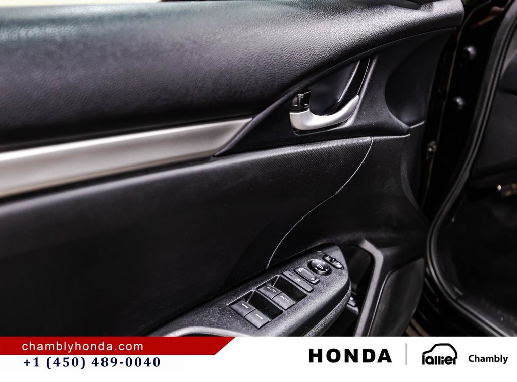 Honda Civic LX CVT Sedan 2018 à Montréal, Québec - 11 - w1024h768px