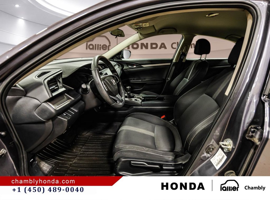 Honda Civic LX Manual  MANUAL I CARPLAY I HEATED SEATS I CAMERA 2018 à Montréal, Québec - 18 - w1024h768px
