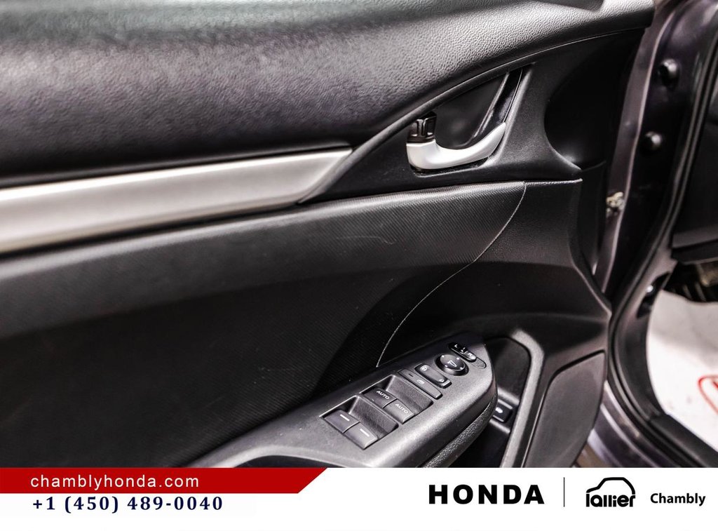 Honda Civic LX Manual  MANUAL I CARPLAY I HEATED SEATS I CAMERA 2018 à Montréal, Québec - 11 - w1024h768px