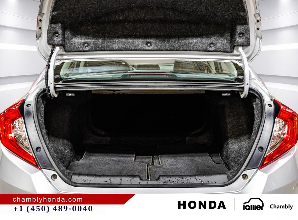 2019 Honda Civic LX 50,000 KM ONLY I CARPLAY I HEATED SEATS I BLUETOOTH I CAMERA I ACTIVE SECURITY in Montréal, Quebec - 15 - w1024h768px