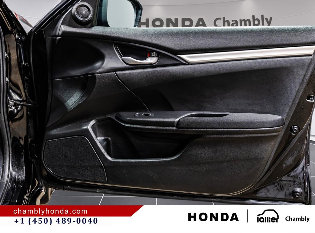 2019 Honda Civic LX Manual!!! CARPLAY I HEATED SEATS I BLUETOOH I CAMERA in Montréal, Quebec - 16 - w1024h768px