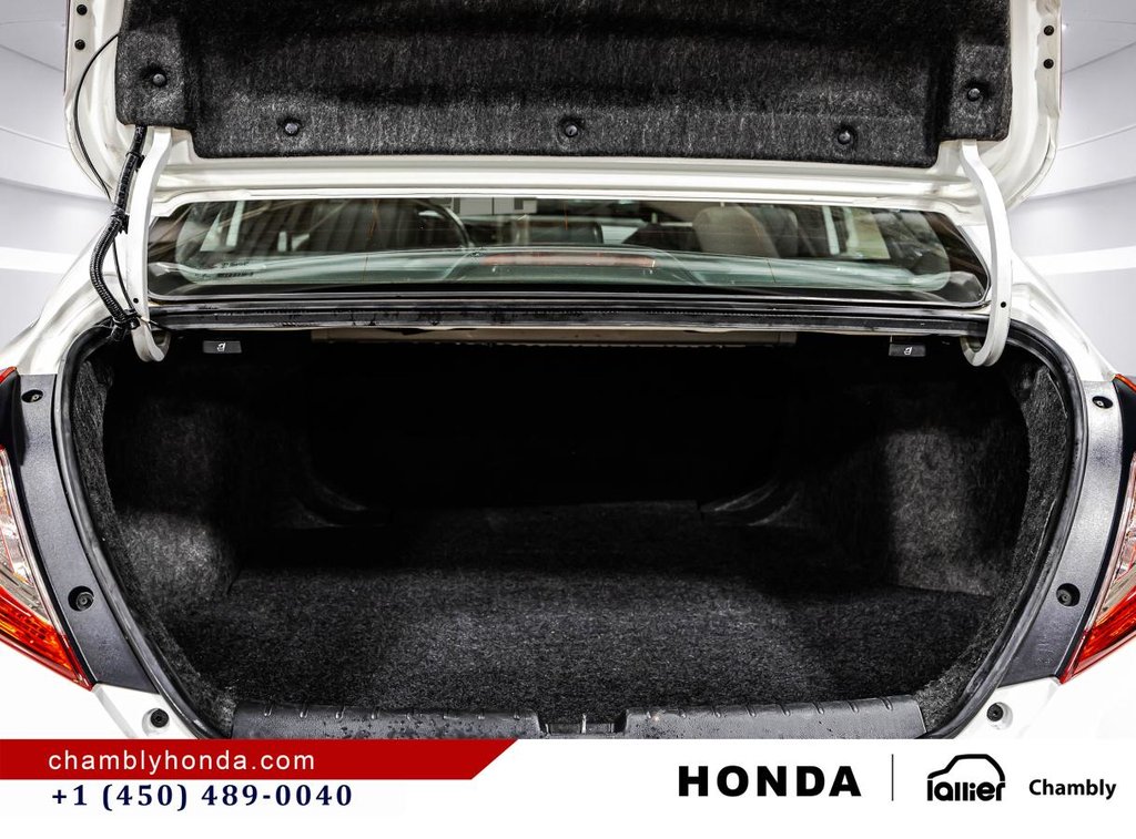 2019 Honda Civic Sport CVT Sedan in Montréal, Quebec - 15 - w1024h768px