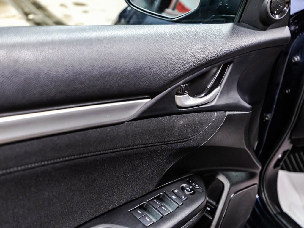 Honda Civic EX  I SUNROOF I MAGS I CARPLAY I HEATED SEATS I ACTIVE SECURITY  I STARTER 2020 à Montréal, Québec - 11 - w1024h768px