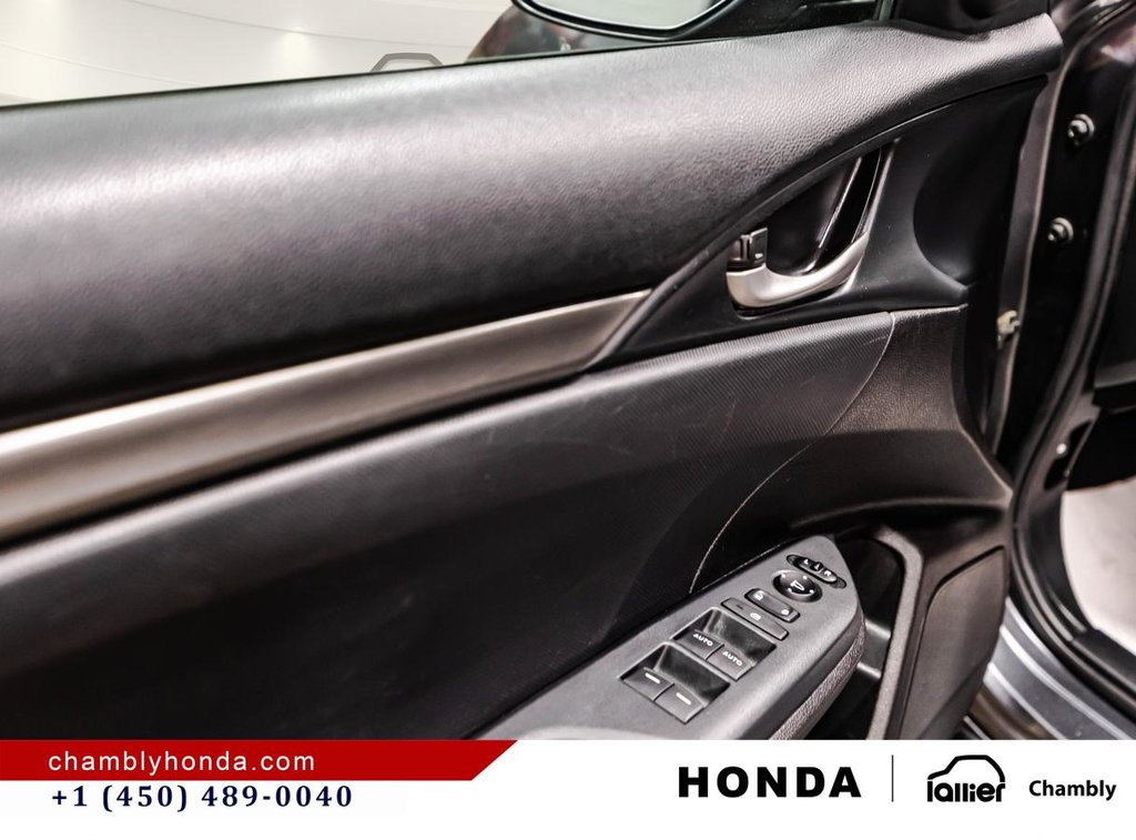 Honda Civic LX Hatchback I MAGS I CARPLAY I HEATED SEATS I CAMERA I ACTIVE SECURITY 2020 à Montréal, Québec - 11 - w1024h768px