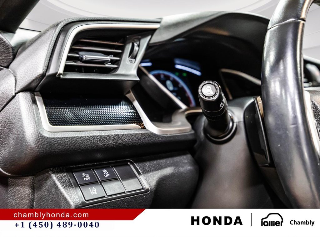 2020 Honda Civic Sport  SUNROOF I MAGS I CARPLAY I HEATED SEATS I STARTER I ACTIVGE SECURITY in Montréal, Quebec - 21 - w1024h768px