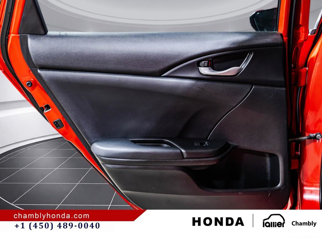2020 Honda Civic Sport  SUNROOF I MAGS I CARPLAY I HEATED SEATS I STARTER I ACTIVGE SECURITY in Montréal, Quebec - 12 - w1024h768px