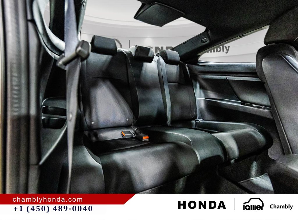 2020 Honda Civic Sport Manual Coupe I LAST YEAR OF THE CIVIC COUPE I CARPLAY I MAGS I SUNROOF I HEATED SEATS in Montréal, Quebec - 17 - w1024h768px