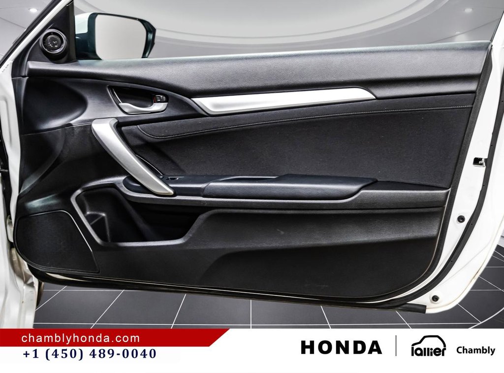 2020 Honda Civic Sport Manual Coupe I LAST YEAR OF THE CIVIC COUPE I CARPLAY I MAGS I SUNROOF I HEATED SEATS in Montréal, Quebec - 14 - w1024h768px