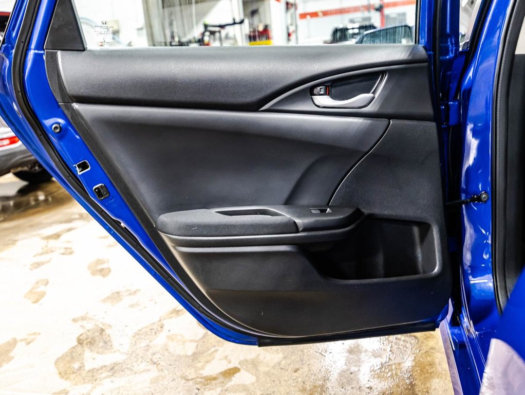 2021 Honda Civic LX CARPLAY I HEATED SEATS I BLUETOOTH I VCAMERA I ACTIVE SECURITY in Montréal, Quebec - 12 - w1024h768px