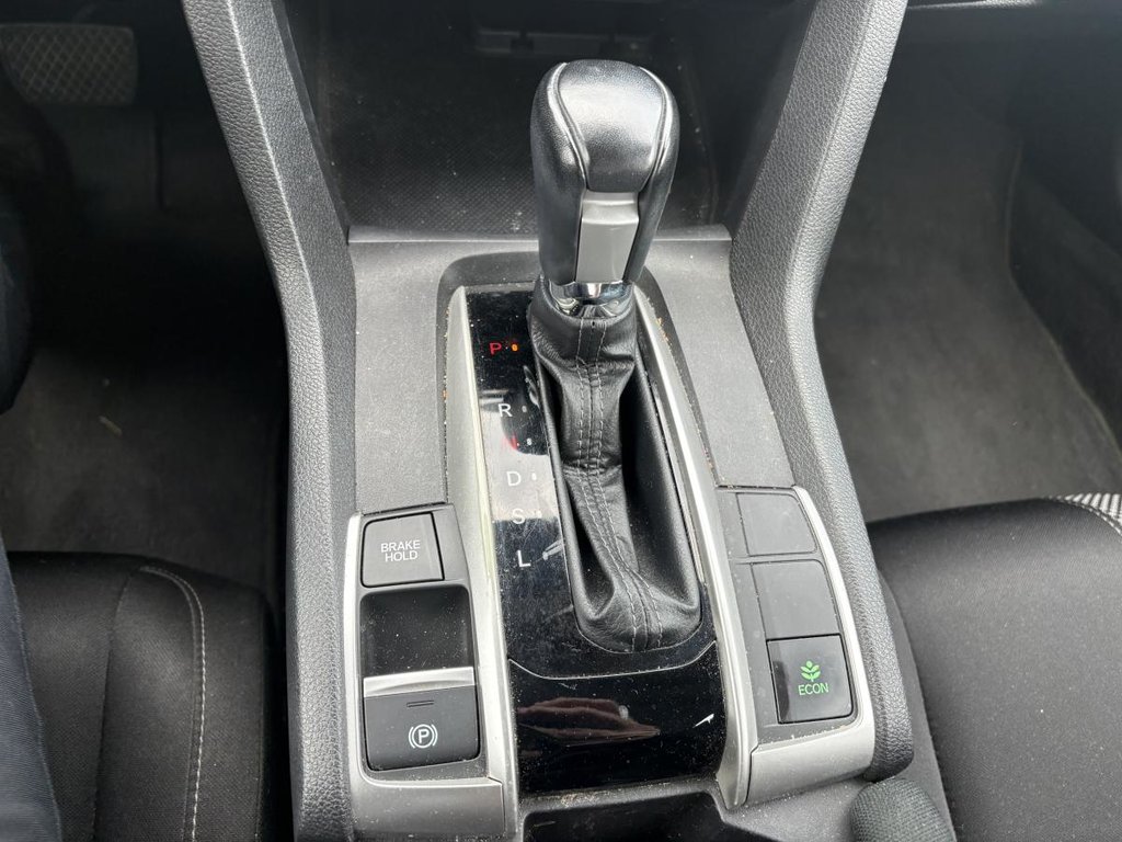 2021 Honda Civic EX  MAGS I SUNROOF I STARTER I CARPLAY I HEATED SEATS I ACTIVE SECURITY in Montréal, Quebec - 10 - w1024h768px