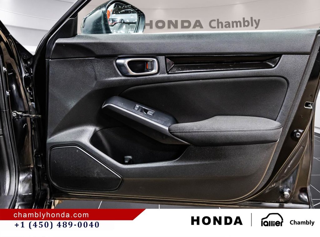 2022 Honda Civic EX CVT Sedan in Montréal, Quebec - 16 - w1024h768px