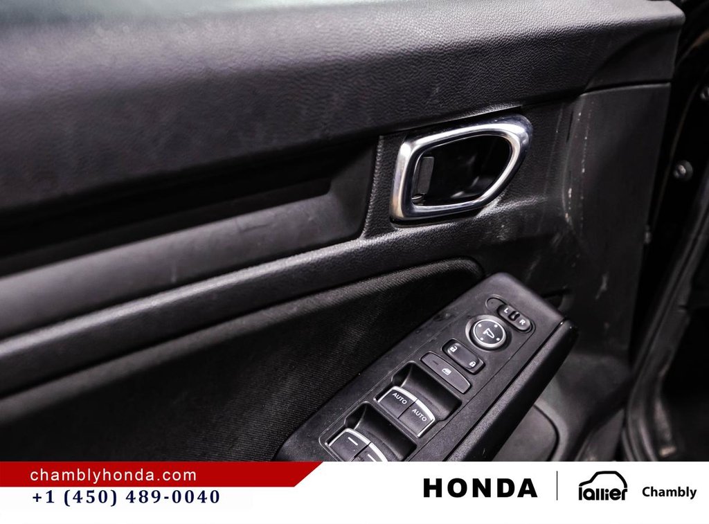 2022 Honda Civic Sport CVT I CAPLAY I SUNROOF I MAGS I STARTER I HEATED SEATS I ACTIVE SECURITY in Montréal, Quebec - 11 - w1024h768px