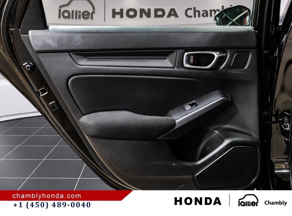 2022 Honda Civic Sport CVT I CAPLAY I SUNROOF I MAGS I STARTER I HEATED SEATS I ACTIVE SECURITY in Montréal, Quebec - 12 - w1024h768px