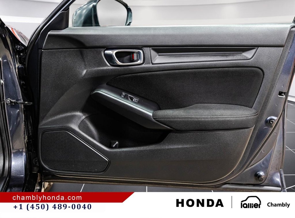 Honda Civic LX CVT Sedan 2022 à Montréal, Québec - 16 - w1024h768px