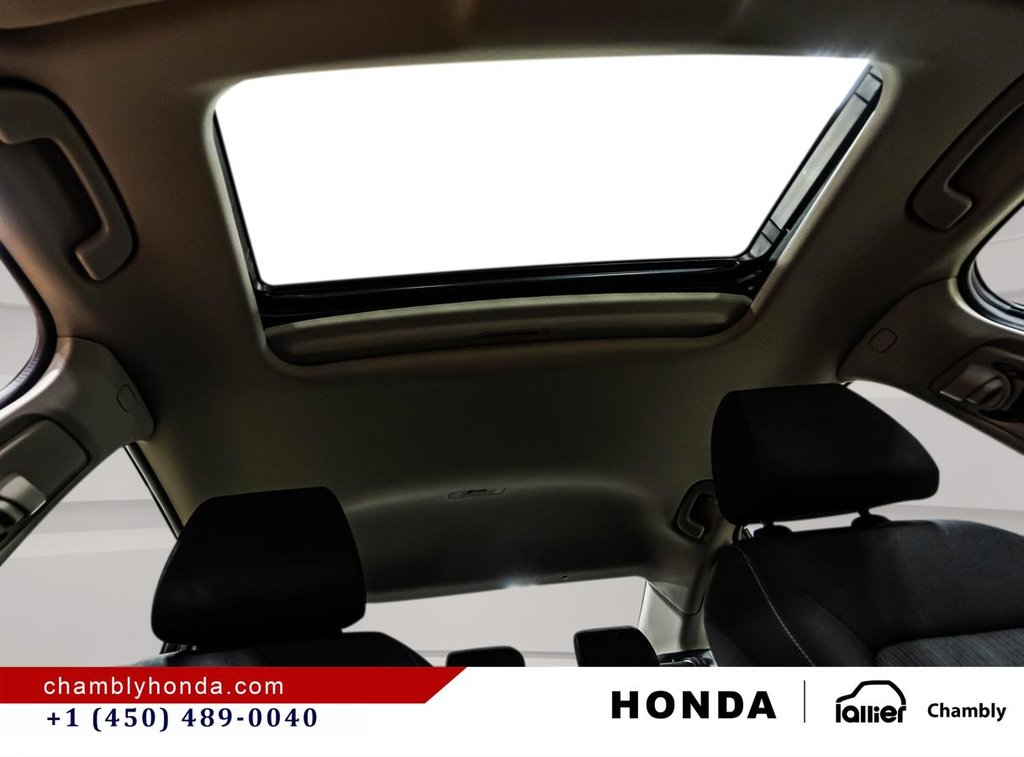 2022 Honda Civic EX SUNROOF I MAGS I CARPLAY I HEATED SEATS I STARTER I ACTIVE SECURITY in Montréal, Quebec - 18 - w1024h768px