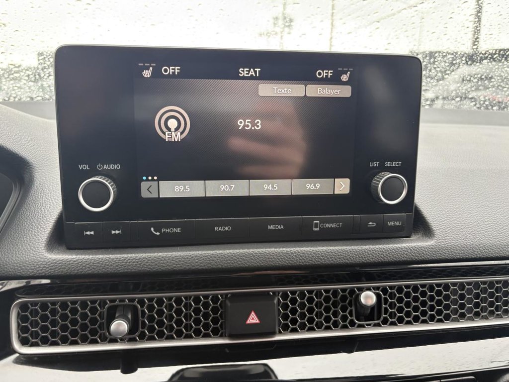 2022 Honda Civic LX HEATED SEATS I CARPLAY I CAMERA ISTARTER I ACTIVE SECURITY in Montréal, Quebec - 10 - w1024h768px