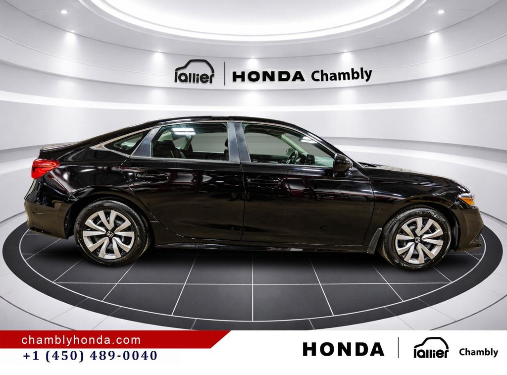 2022 Honda Civic LX  CARPLAY I HEATED SEATS I CAMERA I STARTER I ACTIVE SECURITY in Montréal, Quebec - 8 - w1024h768px