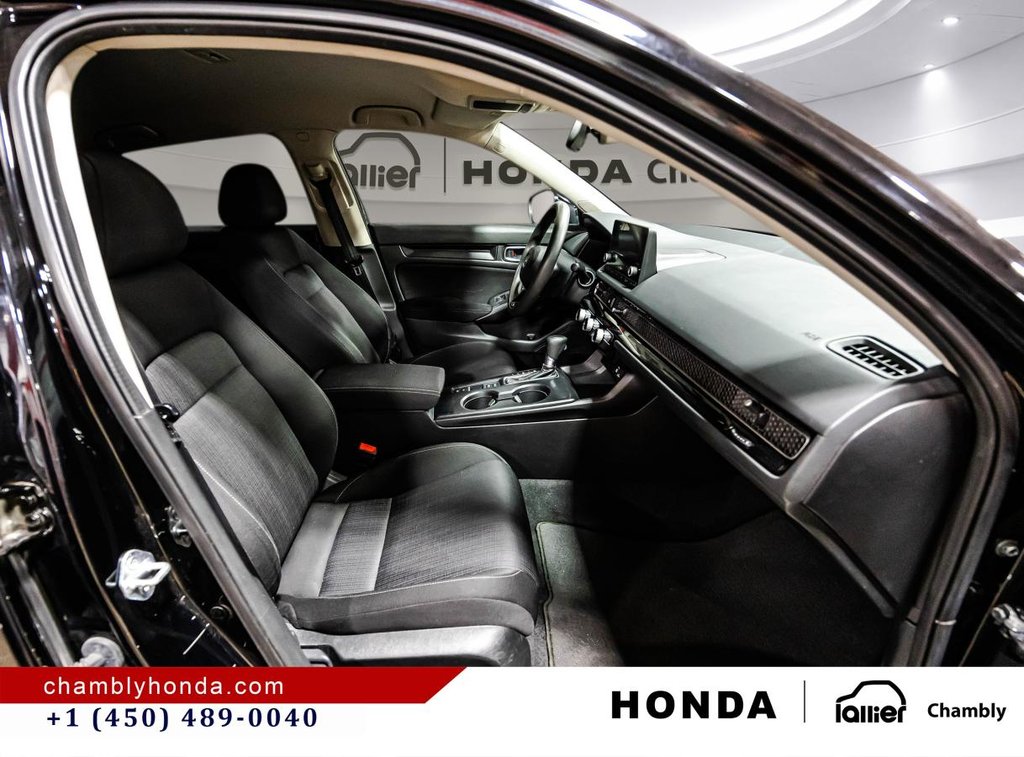 2022 Honda Civic LX CARPLAY I HEATED SEATS I CAMERA I ACTIVE SECURITY in Montréal, Quebec - 17 - w1024h768px