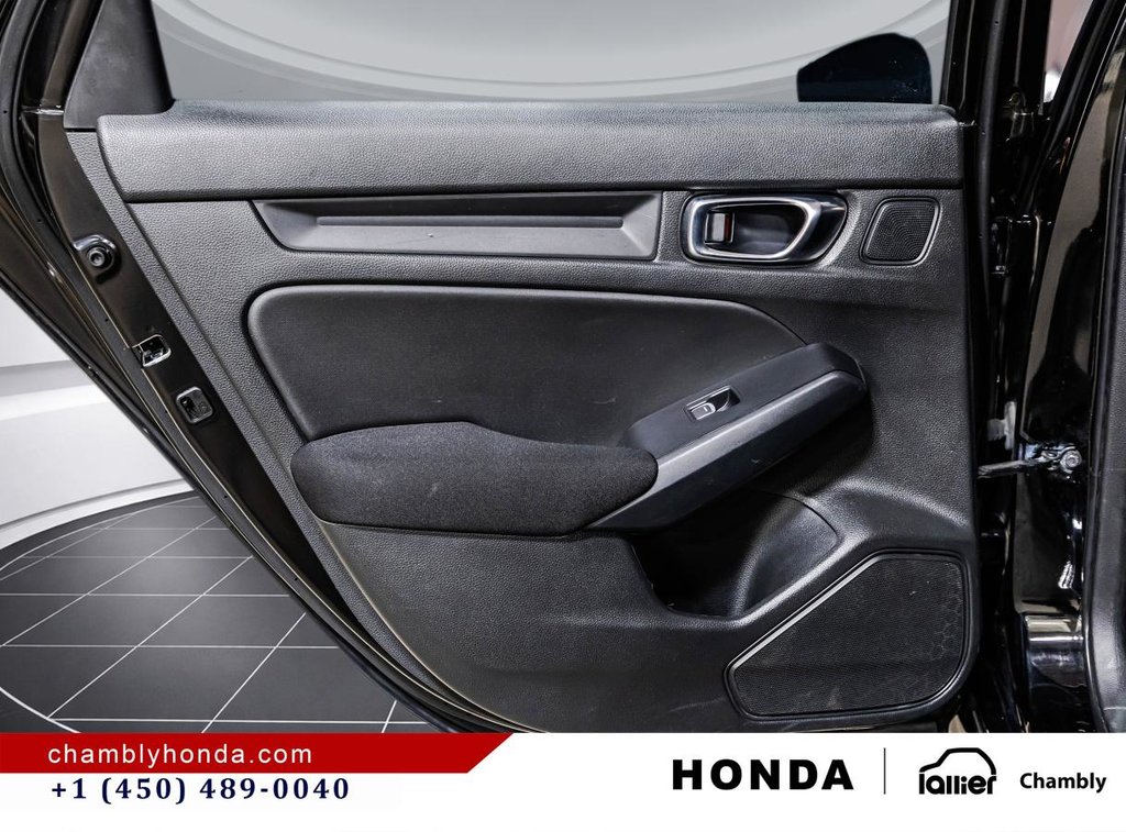 2022 Honda Civic LX CARPLAY I HEATED SEATS I CAMERA I ACTIVE SECURITY in Montréal, Quebec - 12 - w1024h768px