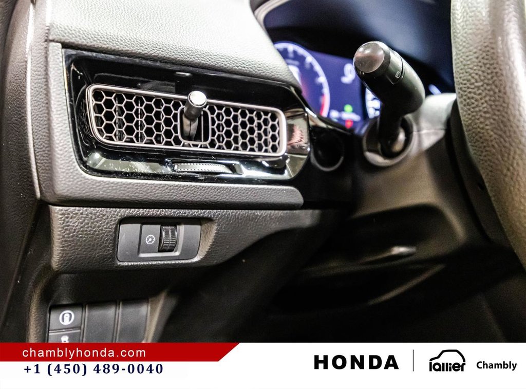 2022 Honda Civic LX CARPLAY I HEATED SEATS I CAMERA I ACTIVE SECURITY in Montréal, Quebec - 20 - w1024h768px