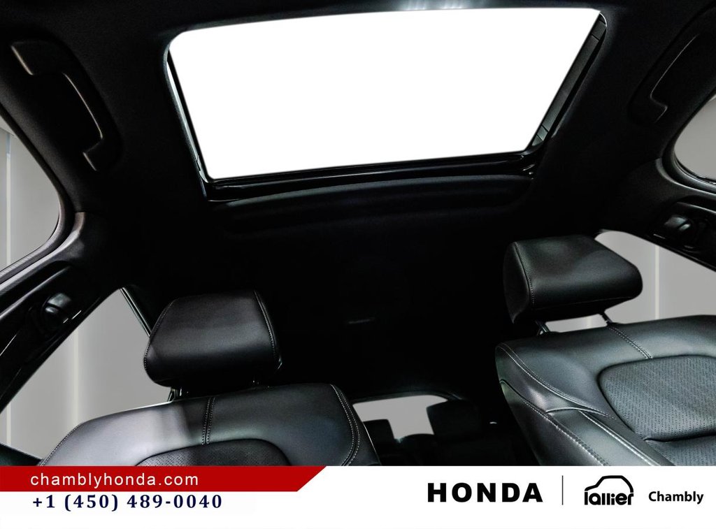 2022 Honda Civic Sport Touring MANUAL I LAST YEAR OF PRODUCTION I LEATHER I SUNROOF I WIRELESS CARPLAU I MAGS in Montréal, Quebec - 19 - w1024h768px