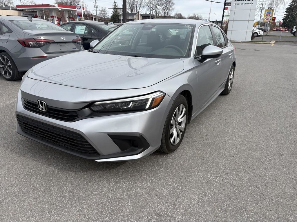 2023 Honda Civic LX 34,000 KM CARPLAY I STERTER I HEATED SEATS I CAMERA I ACTIVE SECURITY in Montréal, Quebec - 3 - w1024h768px
